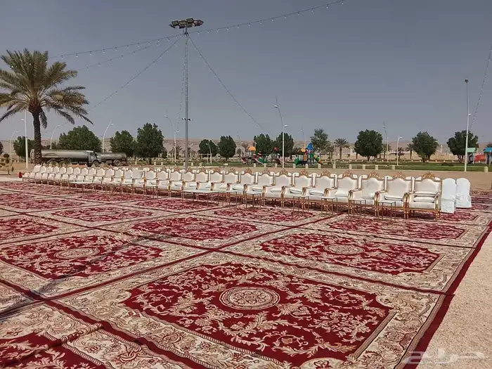 تاجير كنب وكراسي ملكي وجه كراسي كويتيه وطاوله طعام وكراسي 0