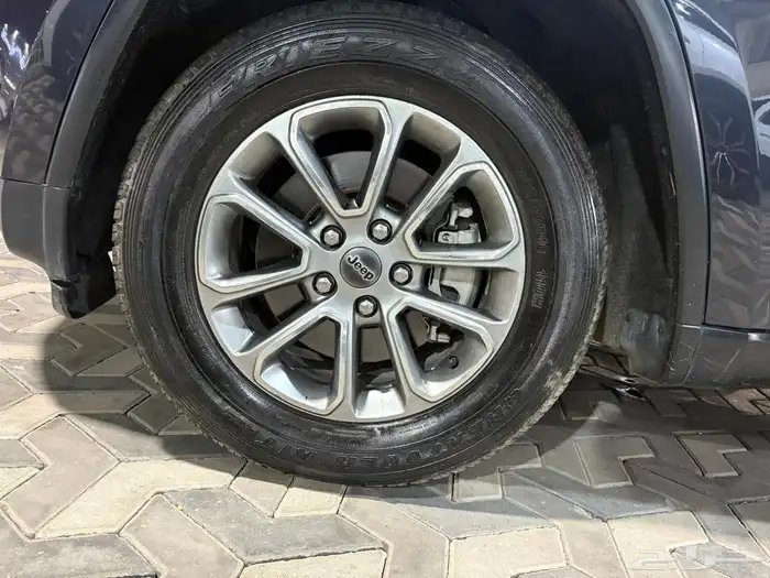 جيب جراند شيروكي 2014 7