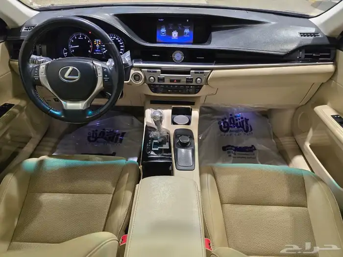 لكزس ES250 موديل 2015 بحالة ممتازة 11