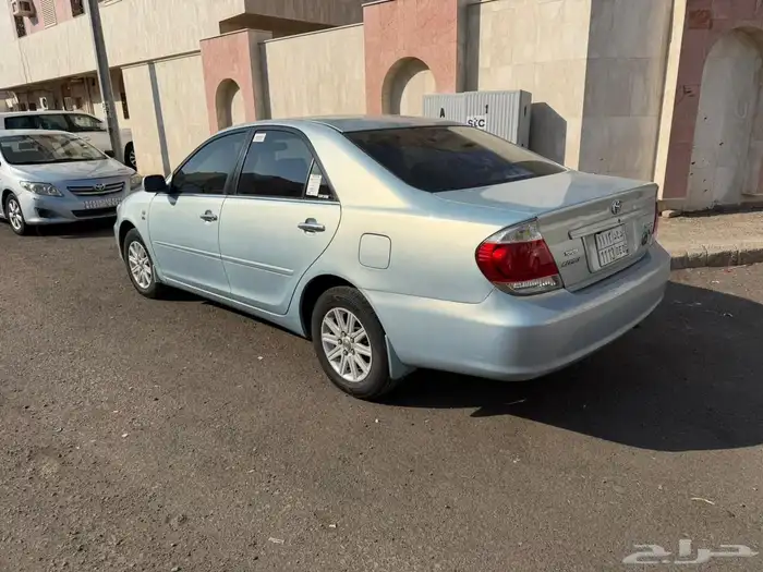 السلام عليكم ورحمة  الله وبركاته كامري 2005 قراندي 6 سلندر 0