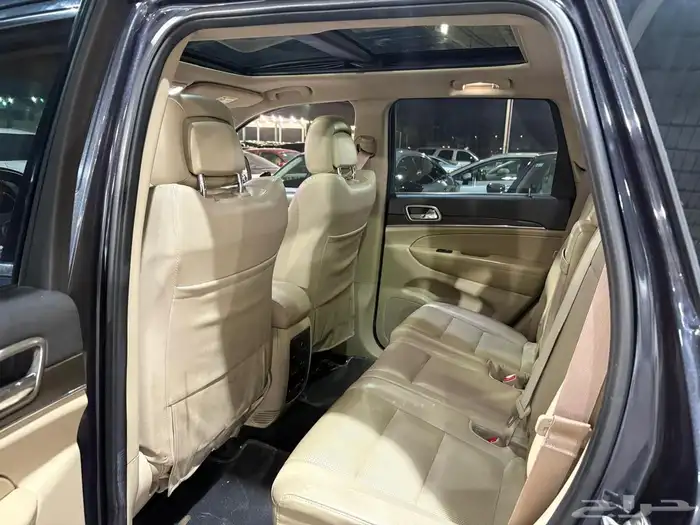 جيب جراند شيروكي 2014 12