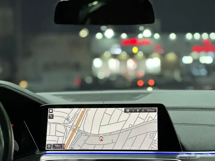 بي ام X6 Mkit موديل 2021 16