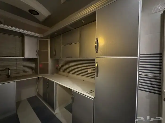 مطبخ للبيع بحالة ممتازة 1