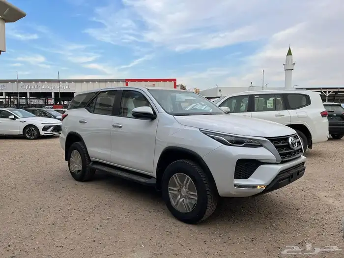 تويوتا فورتشنر 2025 GXدفع خلفي 1