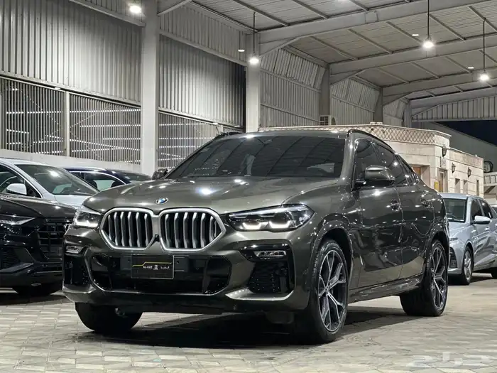 بي ام X6 Mkit موديل 2021 2