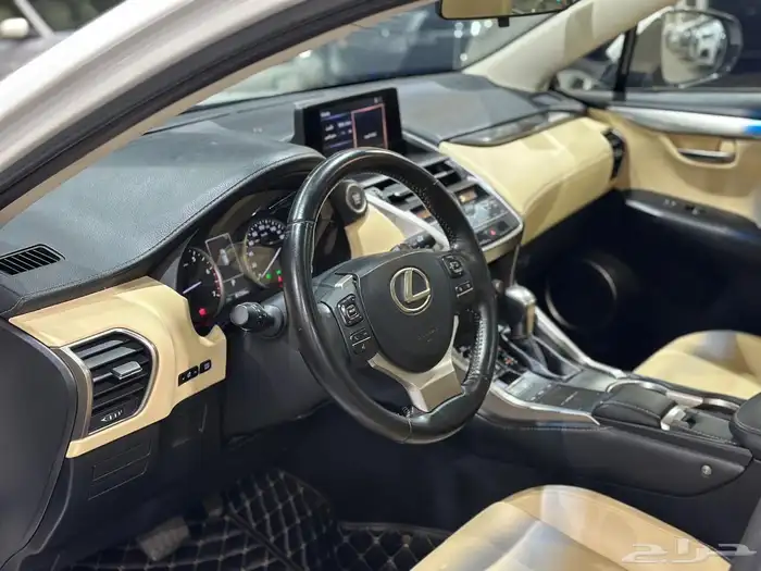 لكزس NX 300 موديل 2019 15