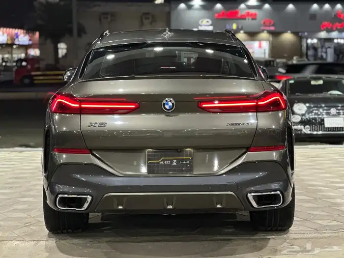 بي ام X6 Mkit موديل 2021 4