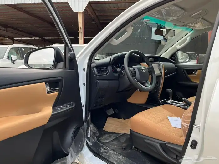 تويوتا فورتشنر 2025 GXدفع خلفي 5