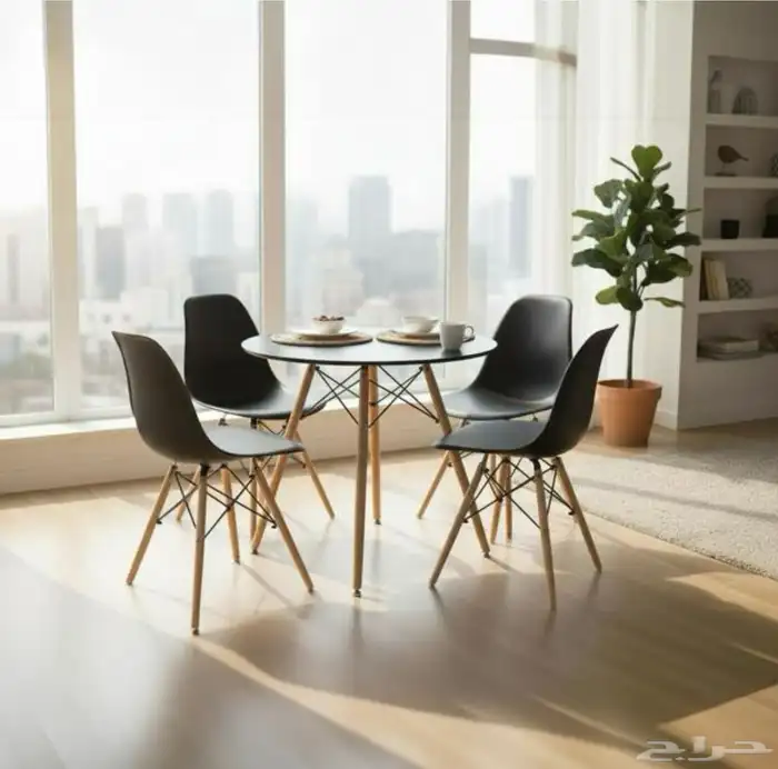 طاولة قهوة من هوم سنتر وطاولة طعام من ساكو 2