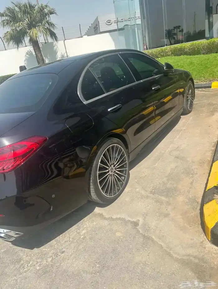 مرسيدسC200موديل2025 5