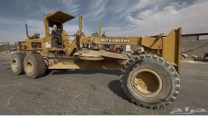 معدات جليد مستبيشي موديل 2008 3