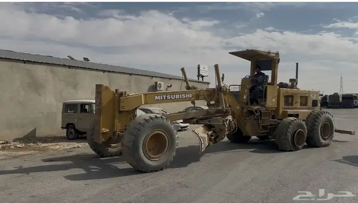 معدات جليد مستبيشي موديل 2008 2