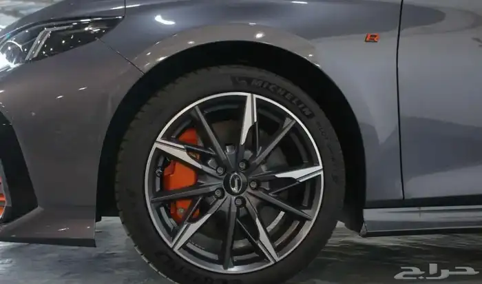 اكتشف قوة واناقة جاك امباو R 2026 حصريا  لدى دابوق كار 6