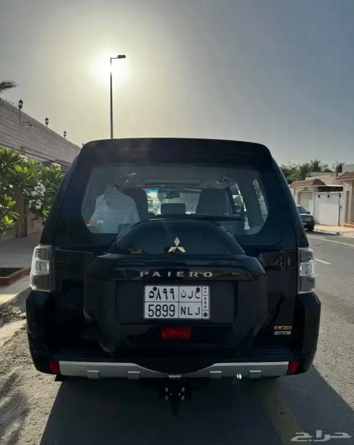 ميتسوبيشي باجيرو فل كامل 2016 GLS للبيع 7