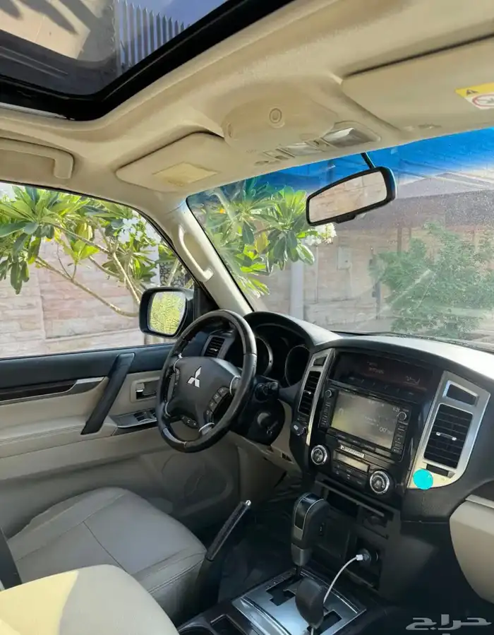 ميتسوبيشي باجيرو فل كامل 2016 GLS للبيع 19
