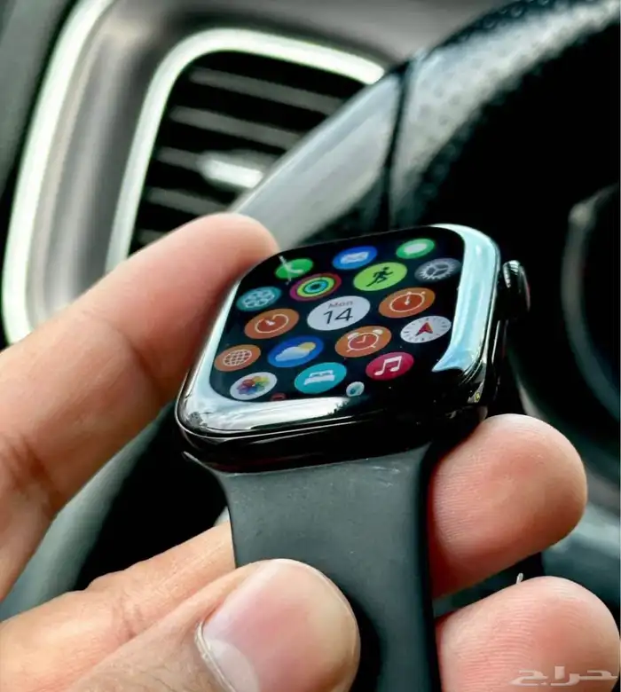 ساعة ابل 11 46 10