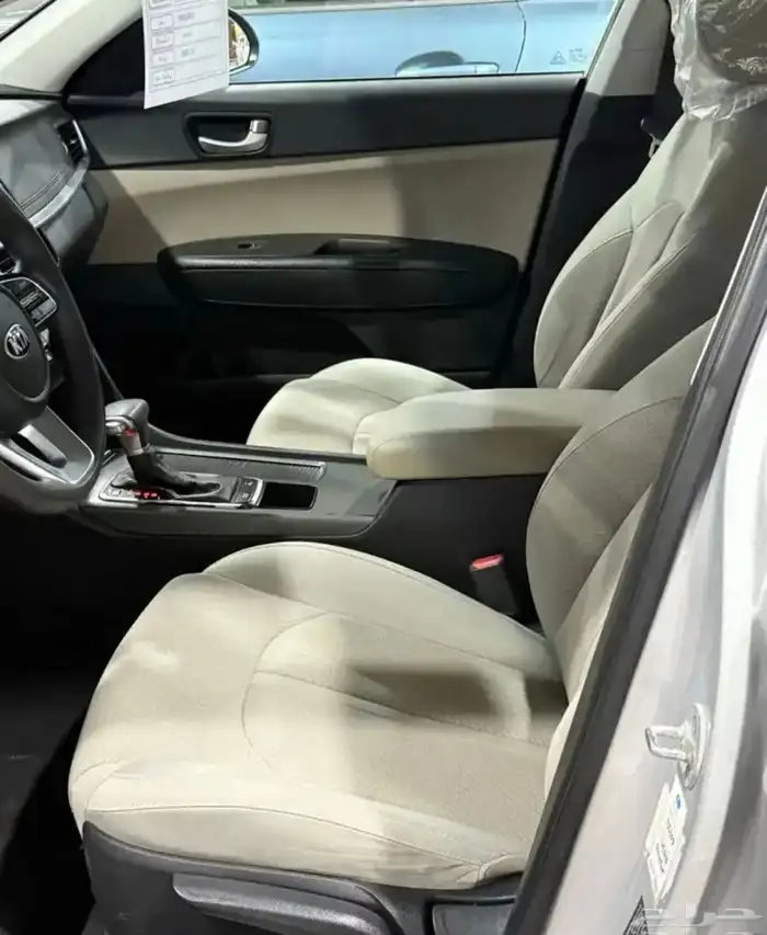 كيا اوبتيما 2020 فضي لدى معرض(عبيد الرشيدي) 5