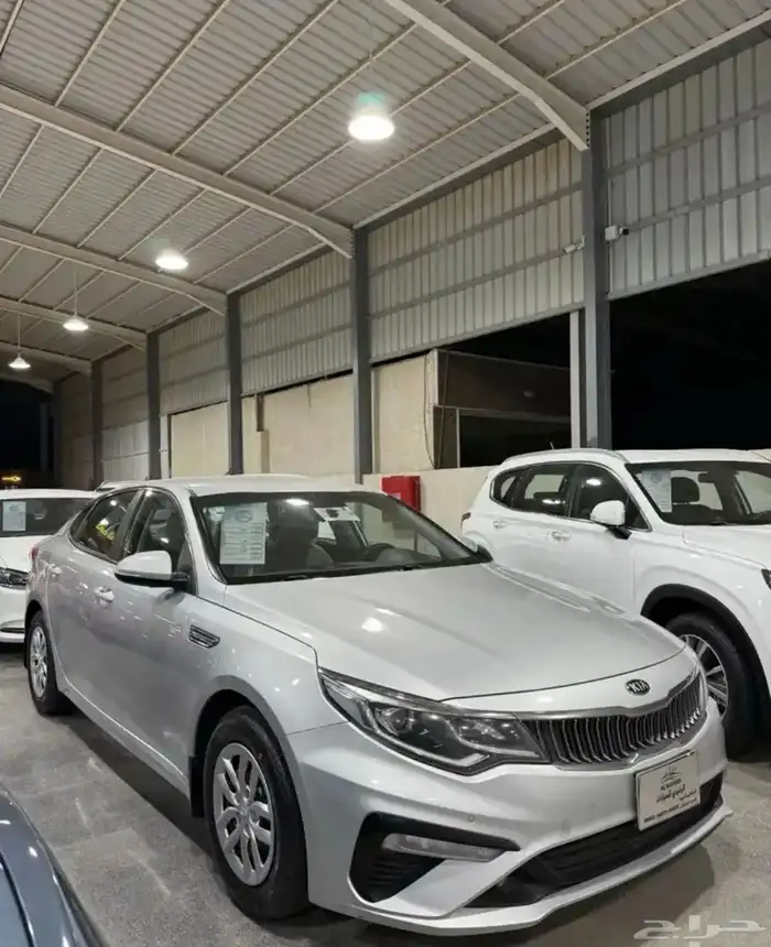 كيا اوبتيما 2020 فضي لدى معرض(عبيد الرشيدي) 1