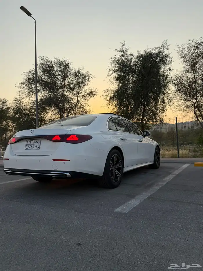 مرسيدس E CLASS 2024 6