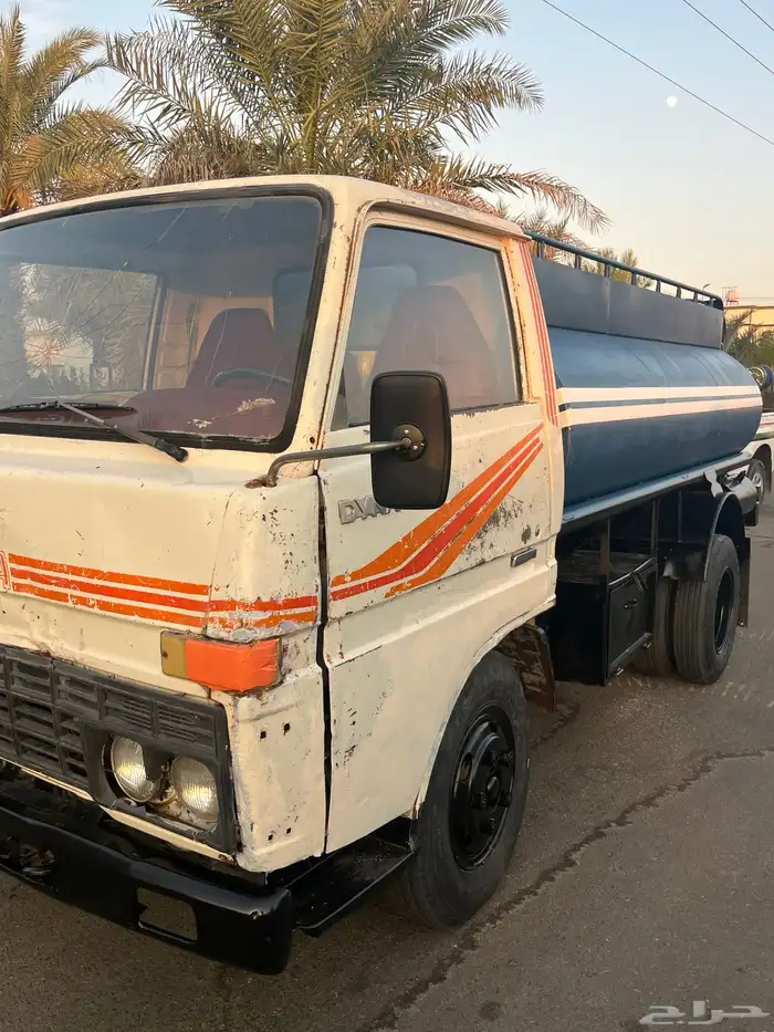 للبيع دينا 84 تويوتا 1