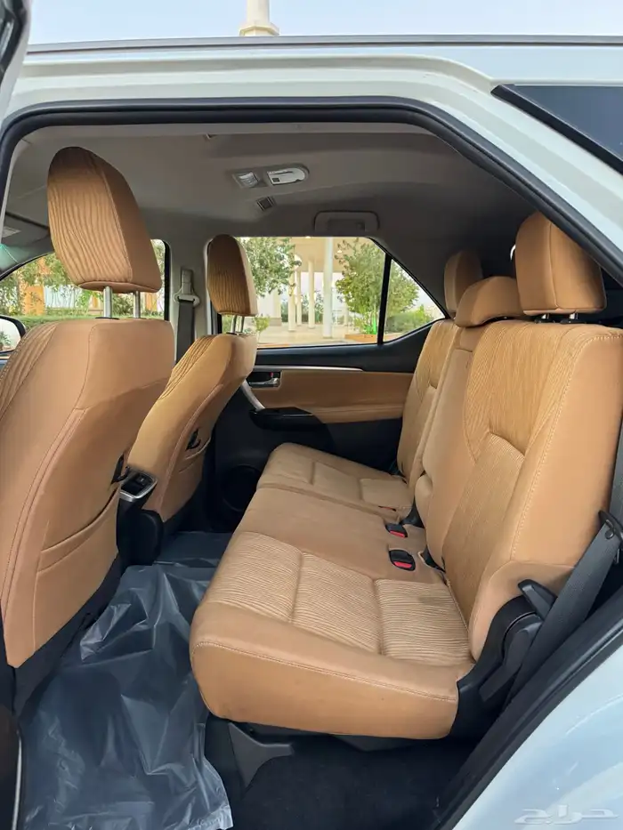 فورشنر 2023 6 سلندر VX سعودي 59