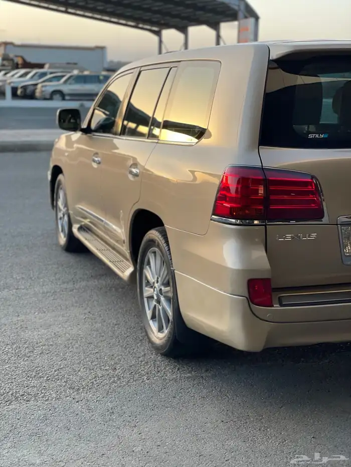 جيب لكزس فل 3