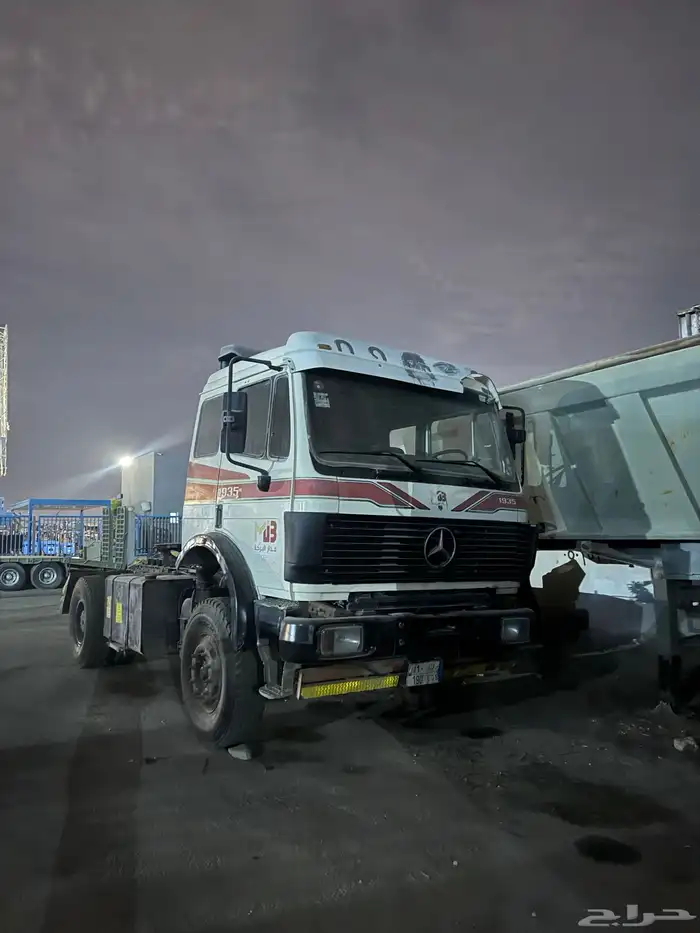 lb truck for sale 30 thousand riyals 0