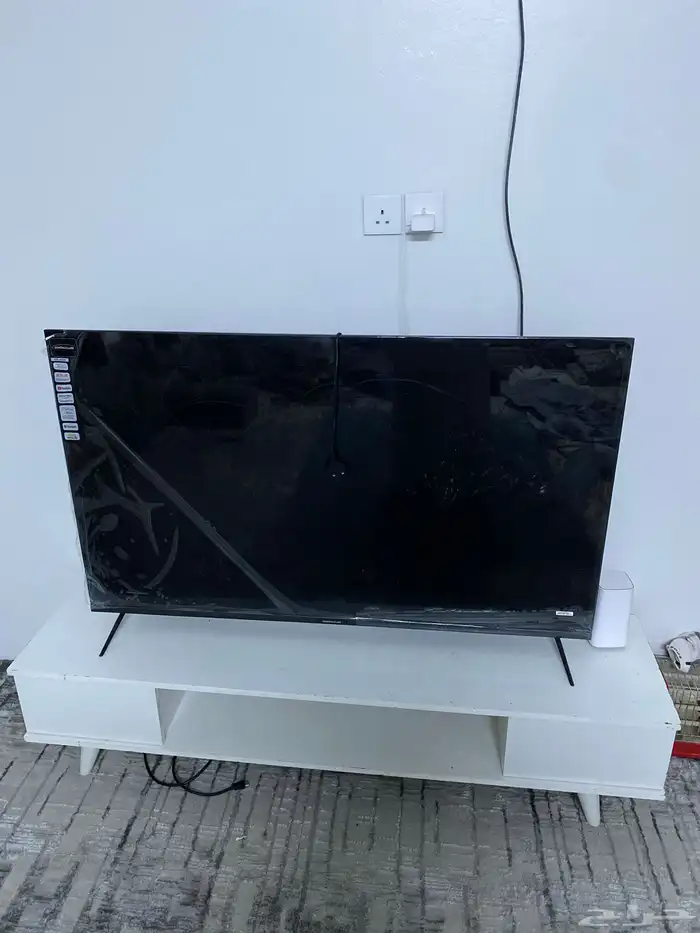 تلفزيون شبه جديد 0