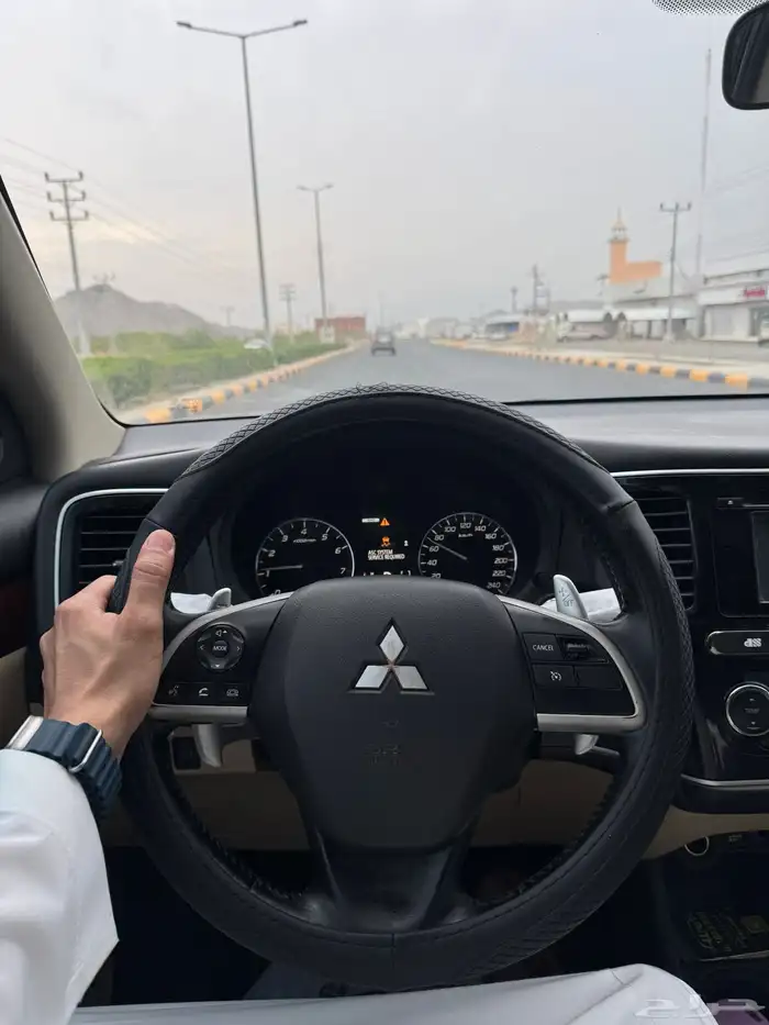 اوتلاندر 2014 16