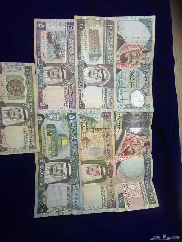 طقم الملك فهد 0