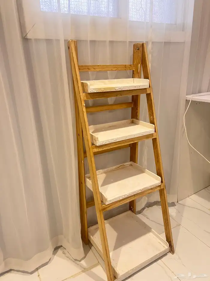 رفوف للبيع 0