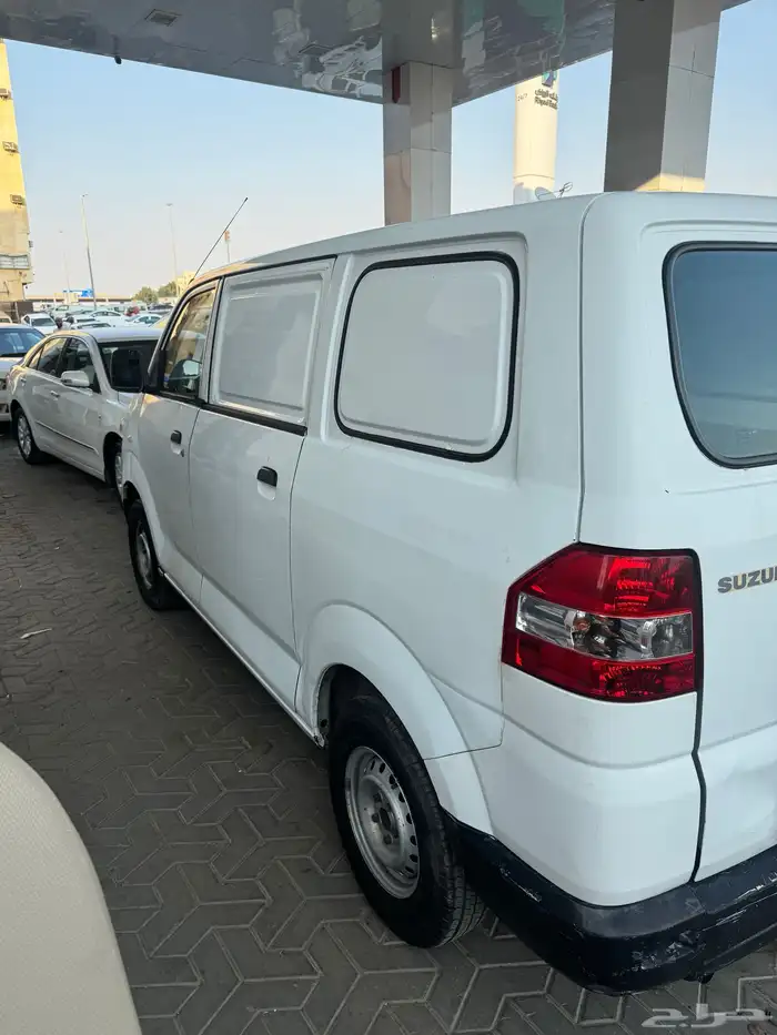 سوزوكي فان بضاعه للبيع APV مفحوص ومجدد الموقع جنوب جده 5