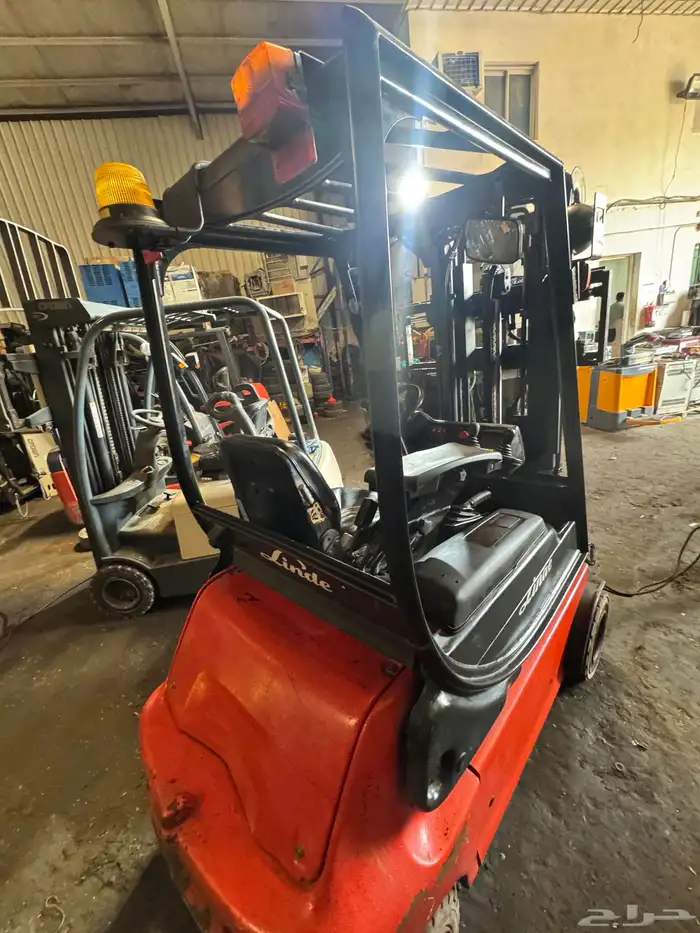 فوركليفت كهربا ليندي الماني للبيع 2013 5