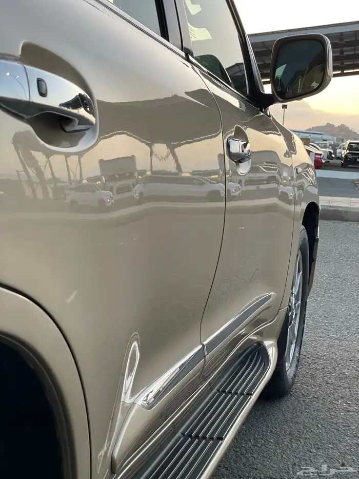 جيب لكزس فل 10