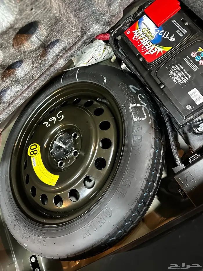 كرايزلر C300 نص فل 2021 هيمي V8 5.7 معرض(عبيد الرشيدي) 37