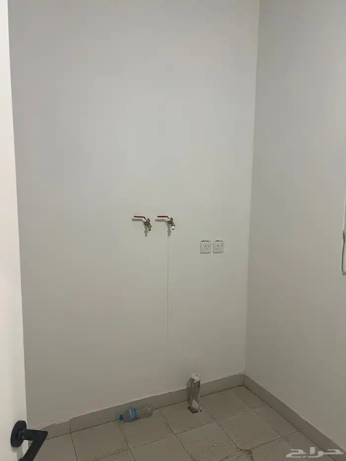 شقق جديدة فاخرة للايجار بحي السكب 13