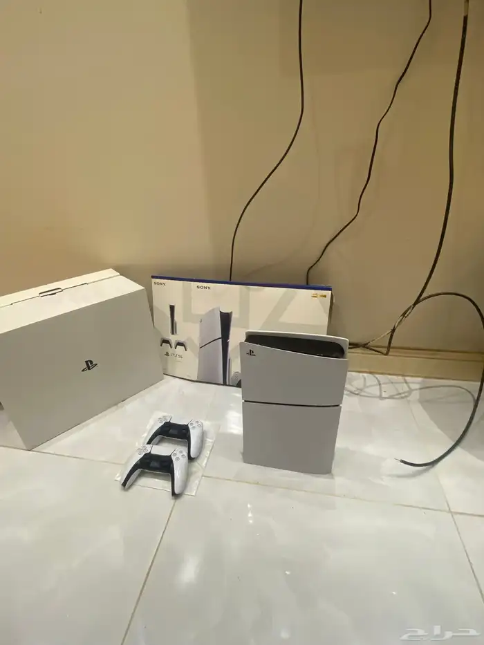 بلاي ستيشن 5 سليم مدخل شريط و مع يد واحدة 4