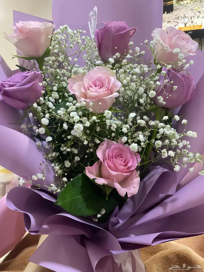 عندي اربع باقات ورد للبيع 1