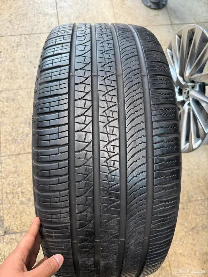 جنوط وكفرات رنج روفر مقاس 23 موديل 2024 2