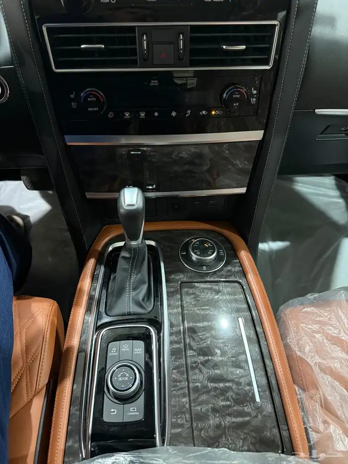 نيسان باترول 2023 فل كامل بلاتينيوم V6 سرندل مخزن 21