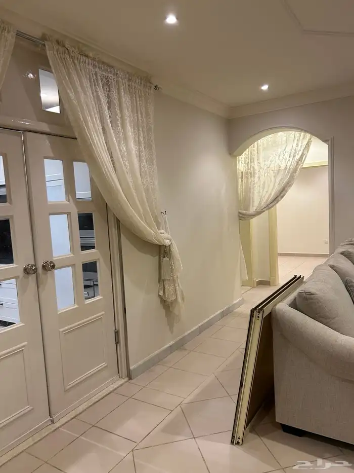 دور  ارضي  (  مؤثث ) في حي الملز 4