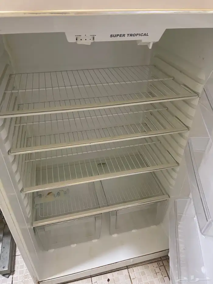 ثلاجه   فرن   تلفزيون 50 بوصه   عدد 3 أسطوانات غاز 3