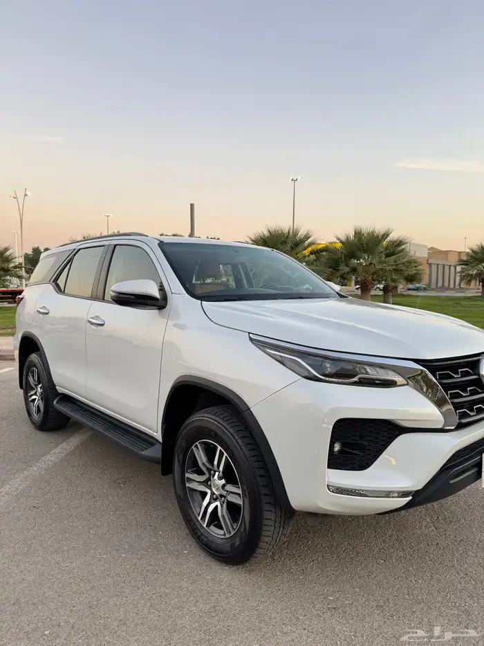 فورشنر 2023 6 سلندر VX سعودي 30