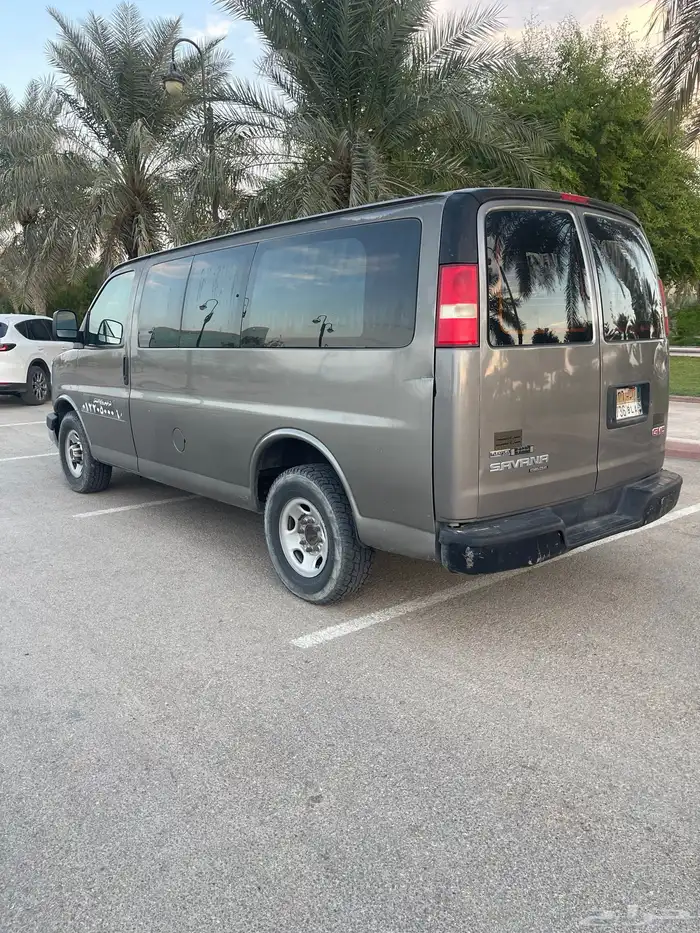 للبيع فان اكسبرس م2011 شفرولية 12 راكب شاص قصير 5