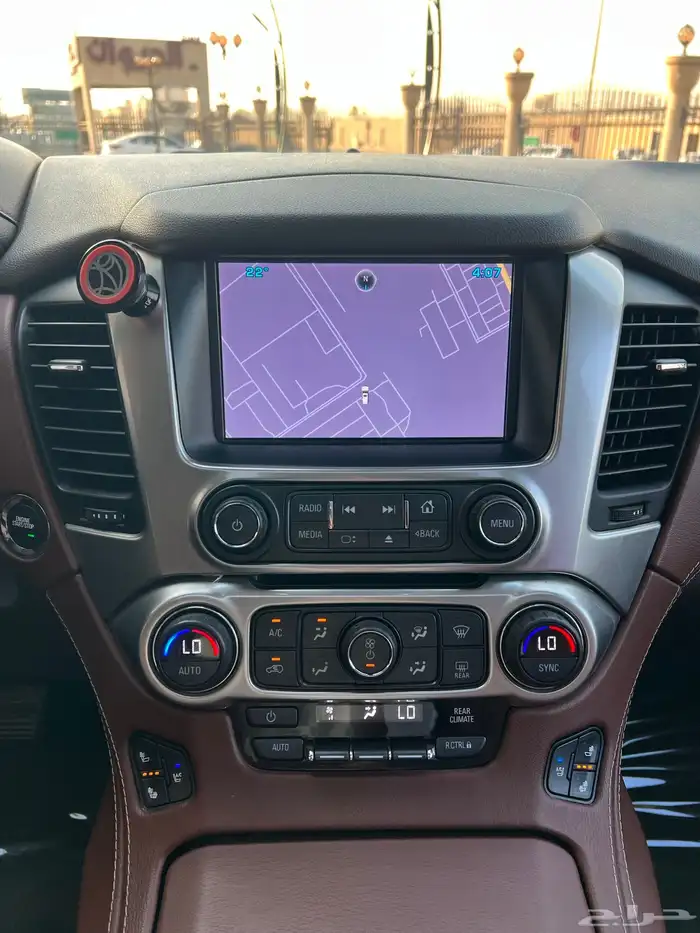 تاهو LTZ 2015 (( مخزن )) شبه جديد 37