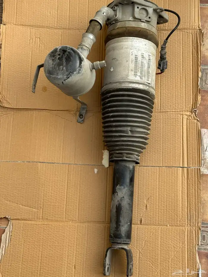 مساعدات اودي a8 2004 0