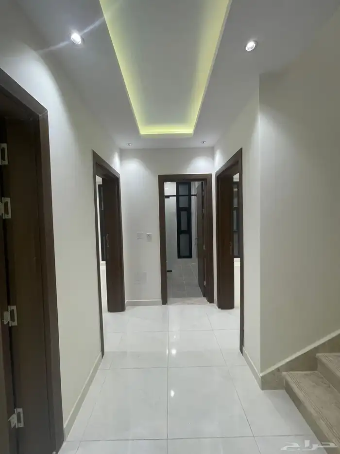 للإيجار فيلا المشرقية حي الجنادرية 24