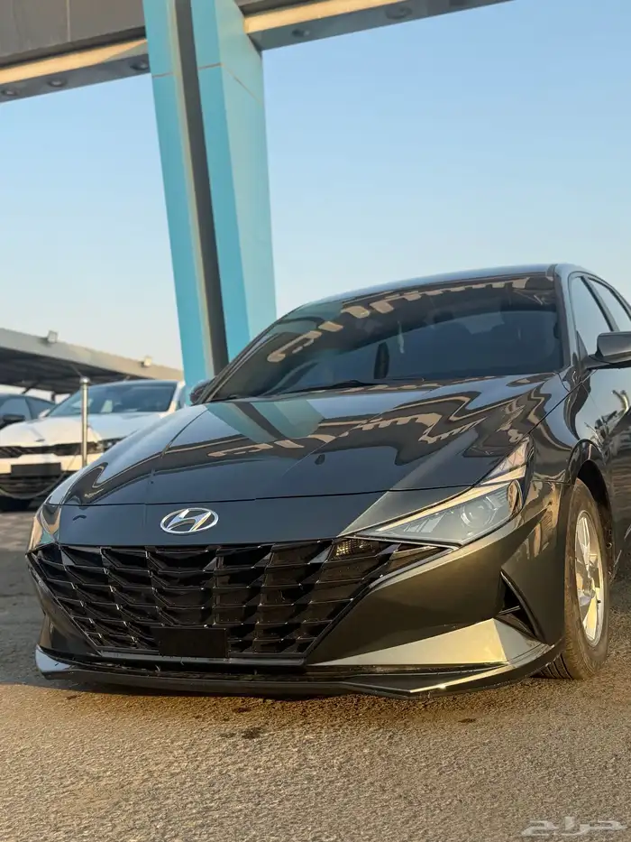 النترا 2021 بنزين لونه زيتي 5