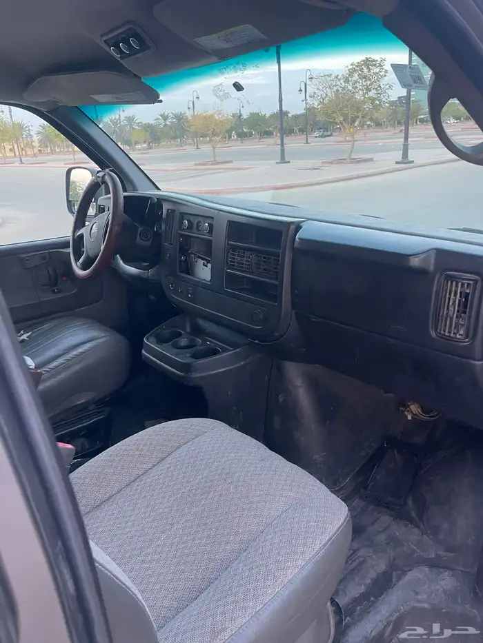 للبيع فان اكسبرس م2011 شفرولية 12 راكب شاص قصير 9