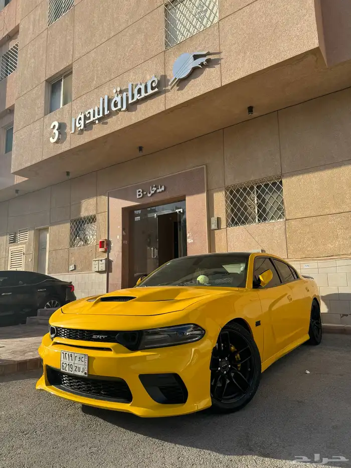 دودج تشارجر 2016 فل كامل اصفر لؤلؤي 0